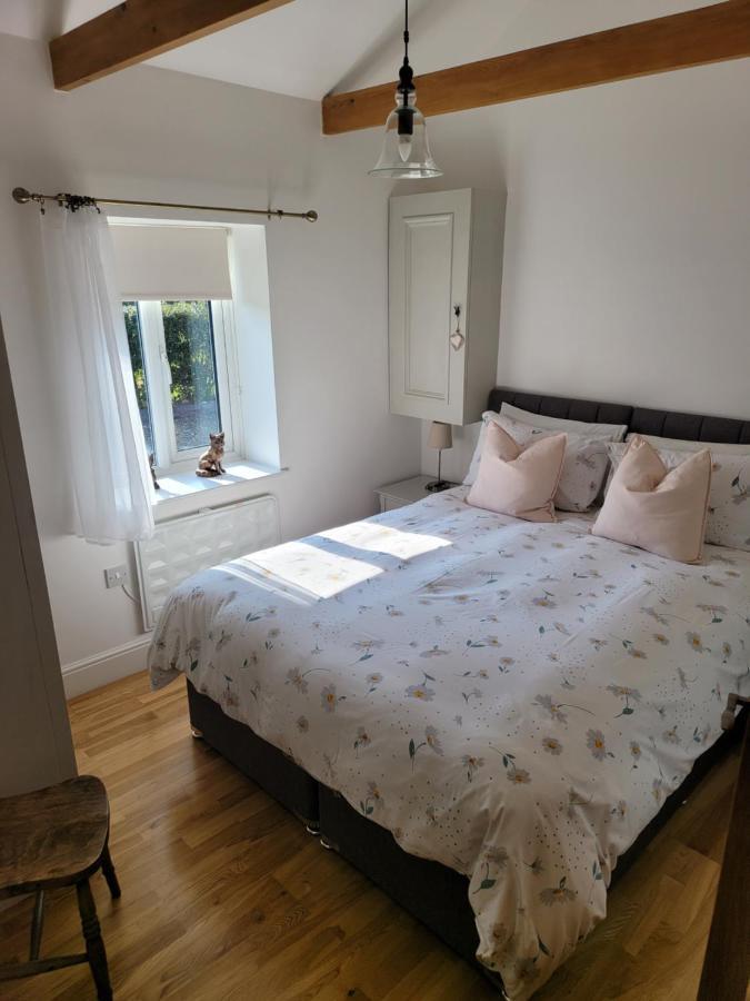 Oak Cottage With Private Log Fired Hot Tub 메이드스톤 외부 사진